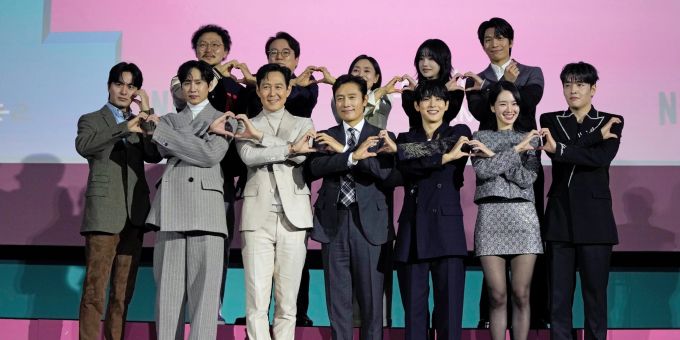 Stars der Serie «Squid Game» bei der Weltpremiere der zweiten Staffel in Seoul am 9. Dezember. Squid Game Season 2