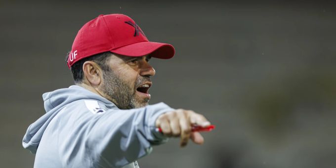 Uli Forte verlässt Xamax und übernimmt den FC Winterthur. FC Winterthur
