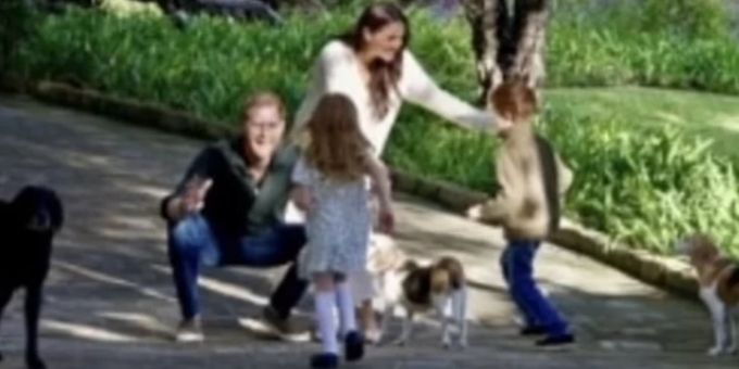 «Rote Wellen» - Meghan zeigt Kids: So gross sind Archie und Lili jetzt!