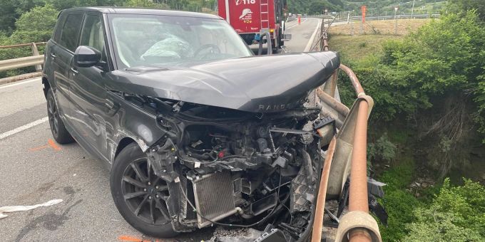 Schwer verletzt - Frontalkollision auf der A13 bei Mesocco GR