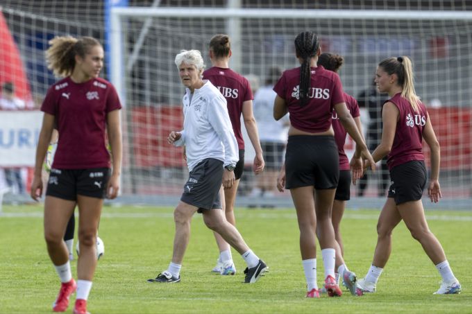 Pia Sundhage bereitet die Schweizer Nati auf die WEURO 2025 vor. Pia Sundhage WEURO 2025