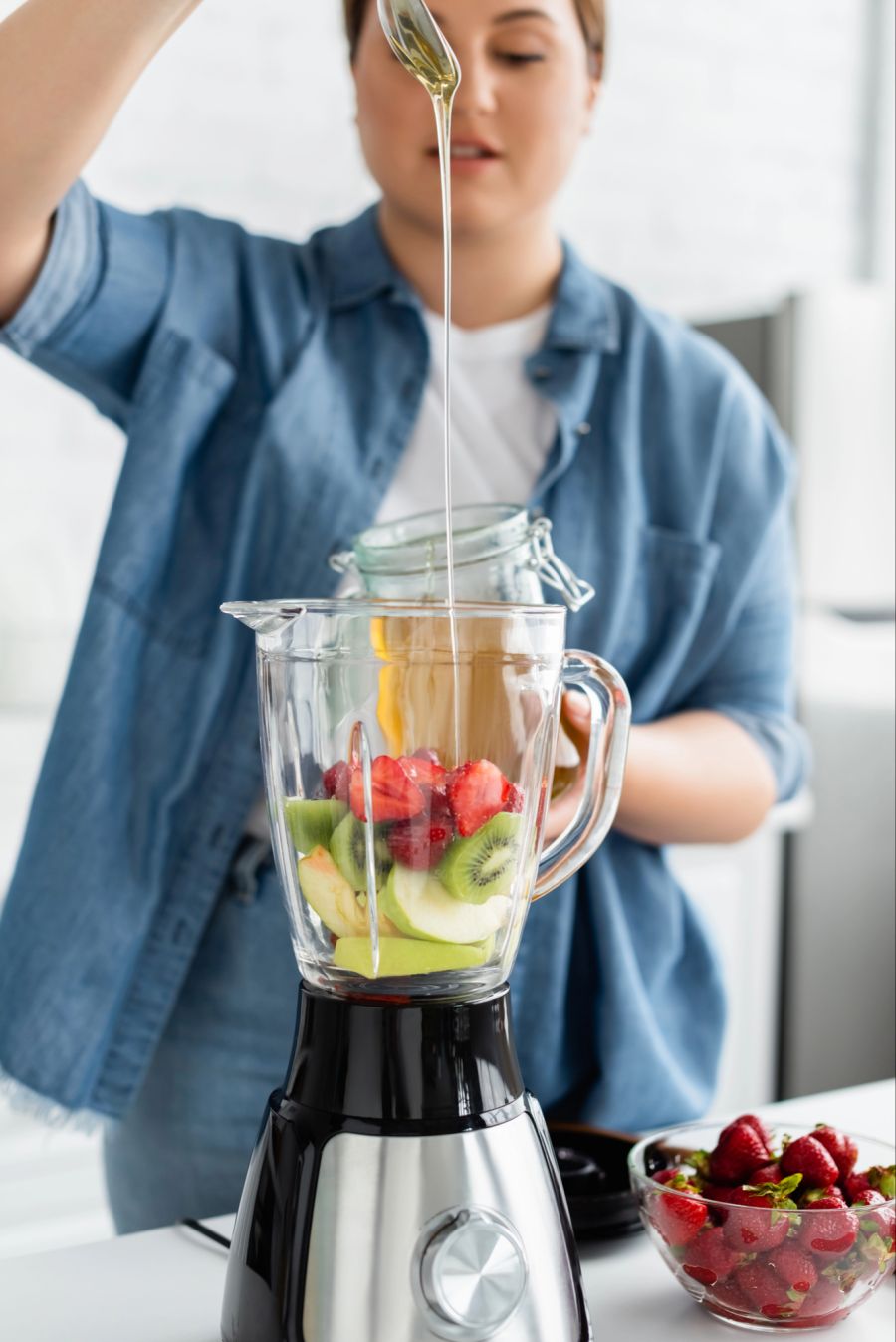 Mit Erdbeeren lässt sich wunderbar ein Smoothie zubereiten. (Symbolbild)