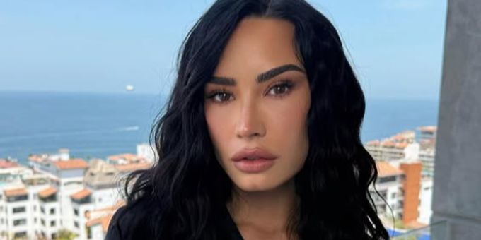 Demi Lovato sieht total verändert aus, finden viele ihrer Fans. Demi Lovato