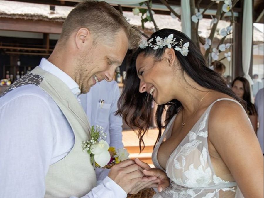 Im Oktober 2019 folgte die Hochzeit im privaten Familienkreis auf den Malediven.
