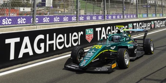 Tina Hausmann (Prema/Aston Martin) im Einsatz in der F1 Academy in Saudi-Arabien. Tina Hausmann Aston Martin