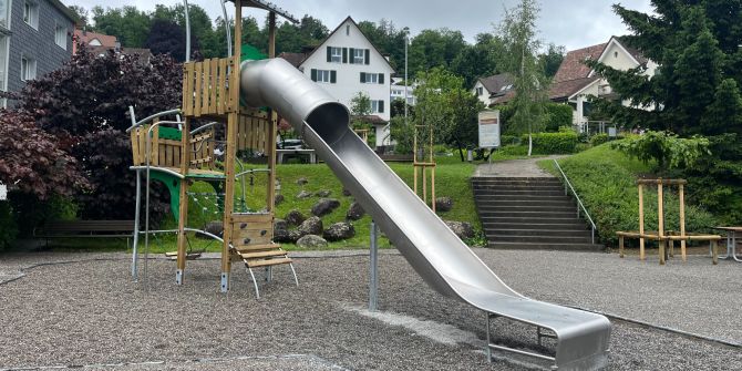 Spielplatz Rutsche