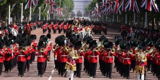 Trooping the Colour - Fakten und Hintergründe zur royalen Parade