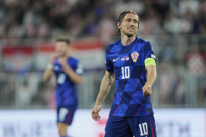 Luka Modric soll bei der AC Milan anheuern – mit 39 Jahren aber wohl mit kurzer Vertragslaufzeit. Luka Modric AC Milan