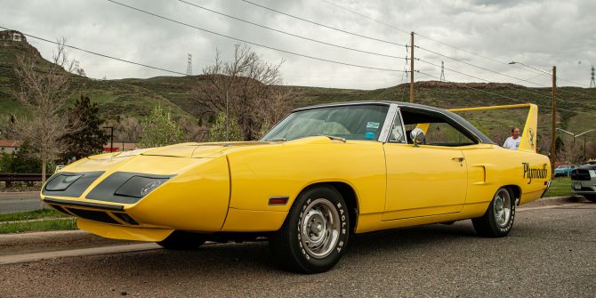 Plymouth Roadrunner Superbird