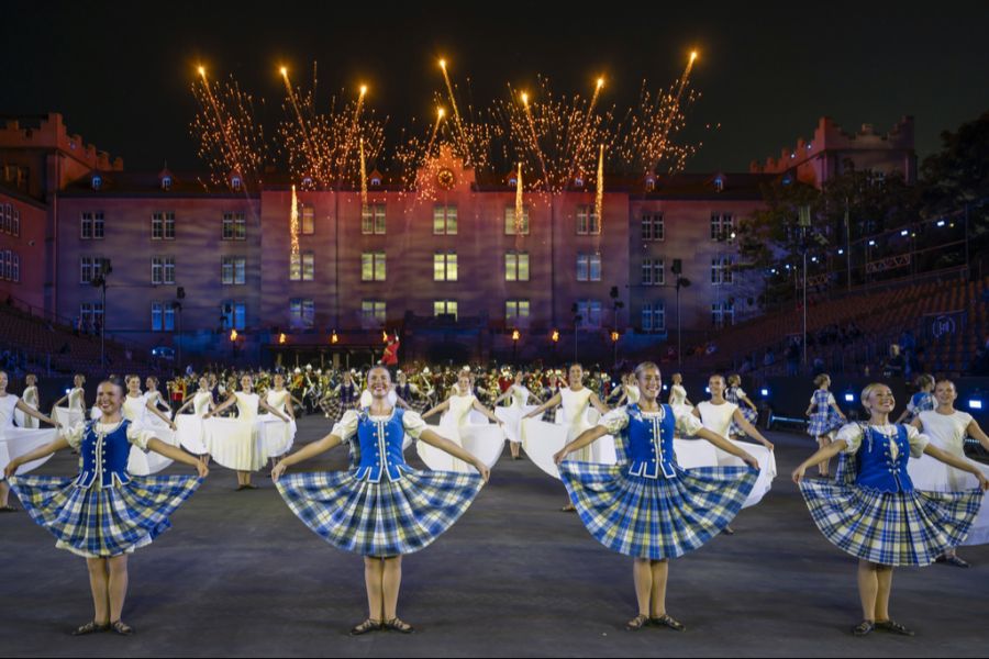 Dafür reisen Gruppen aus der ganzen Welt an, zum Beispiel aus Schottland.