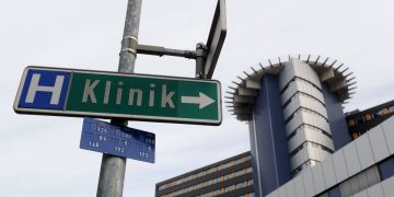 Berg Unfall Kinderwagen
