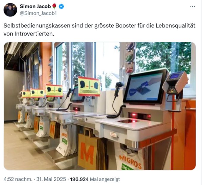 Simon Jacob von der SP lobt auf X Selbstbedienungskassen. SP