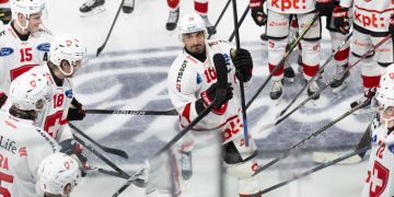 Andres Ambühl Slapshot