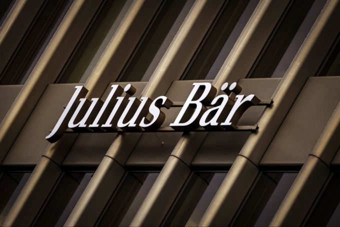 Nach einem weiteren Abschreiber von 130 Millionen Franken im Kreditportfolio versucht die Privatbank Julius Bär, das Vertrauen der Anleger zurückzugewinnen. (Archivbild) julius bär