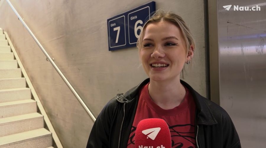Rahel (19) weiss selbst nicht, was es mit dem Trend genau auf sich hat.