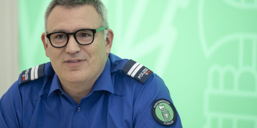 Christian Aldrey war für mehrere Monate interimistisch St. Galler Polizeikommandant. Sein überraschender Abgang löst nun Fragen aus dem Parlament aus. (Archivbild)