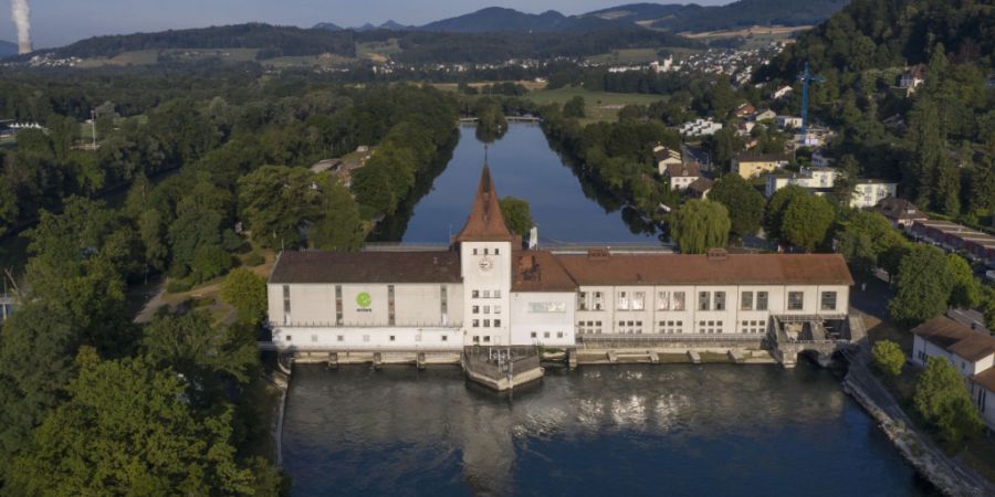 Die Eniwa AG produziert in einem Wasserkraftwerk an der Aare Strom. (Archivaufnahme)