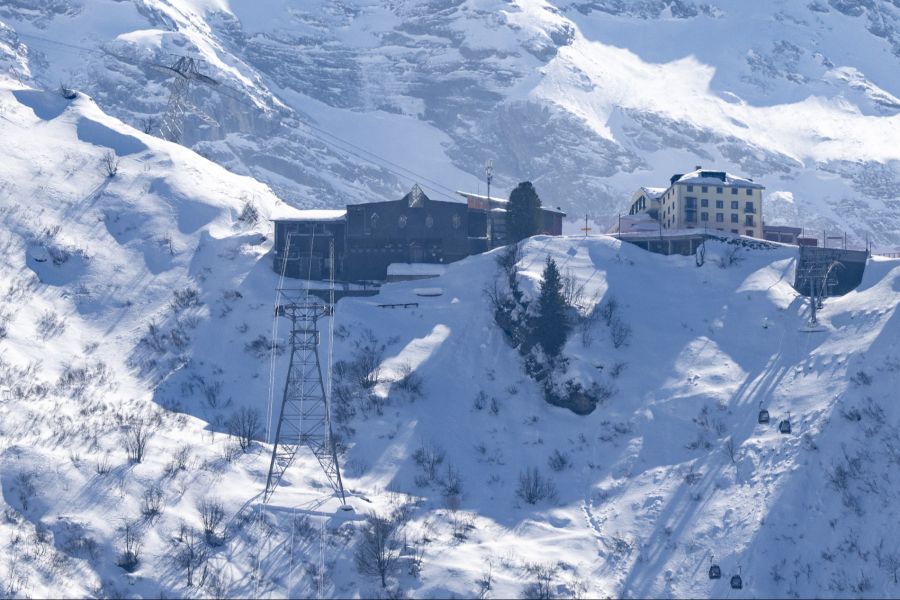 Eine Ansicht auf die Zwischenstation Trübsee der Gondelbahn Engelberg-Titlis Express, nach dem auf Trübsee eine Gondel der selben Bahn abstürzte.