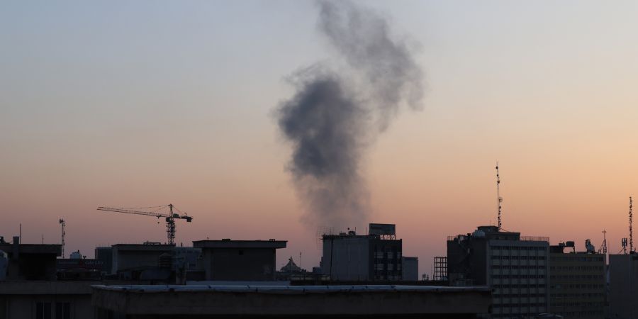 Teheran Angriffe Rauch