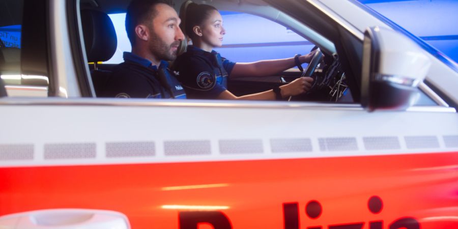 Bei einem mutmasslichen Sturz verletzte sich ein 73-jähriger Mann im Tessin am Sonntag tödlich. (Symbolbild)