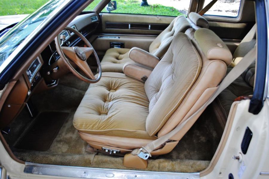 Cadillac Coupe DeVille