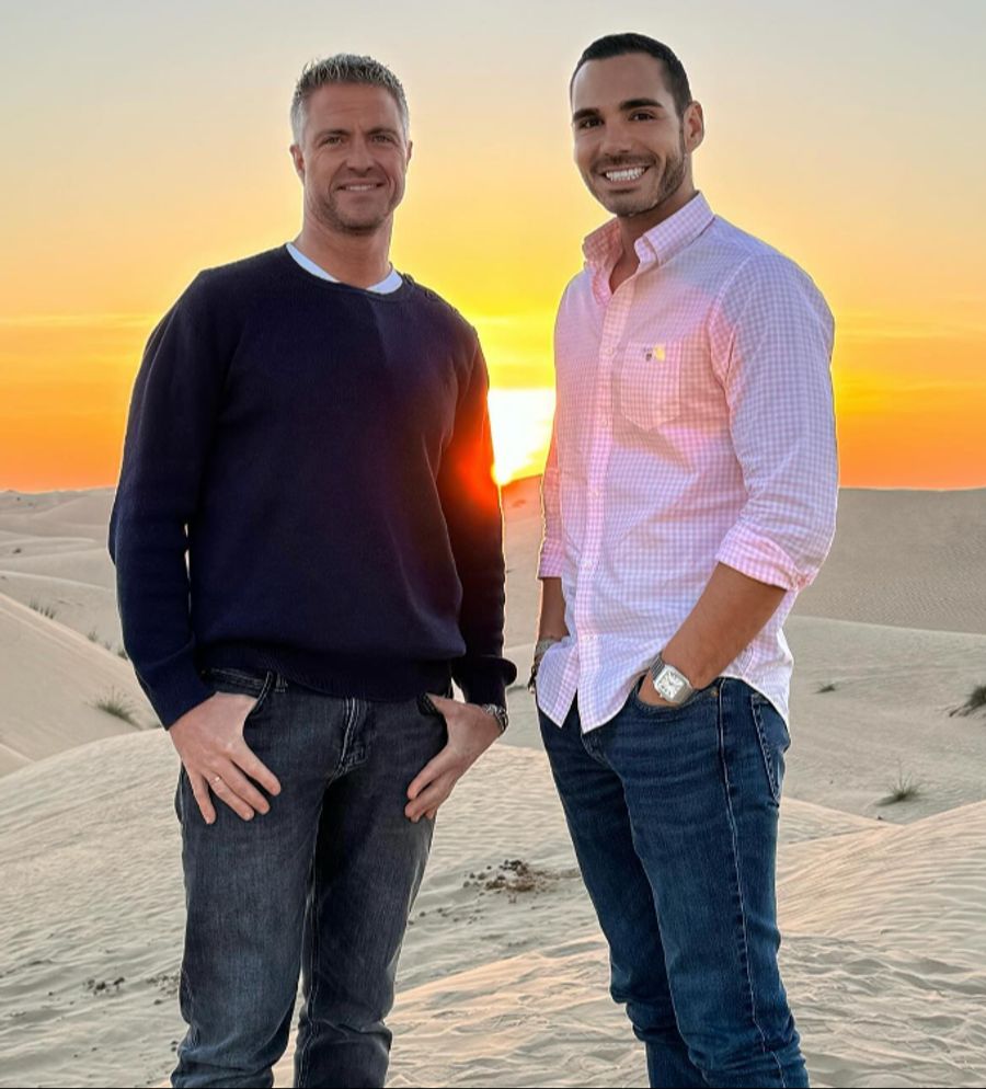 Fans kriegen bald Einblick in die Liebesgeschichte des Paares.