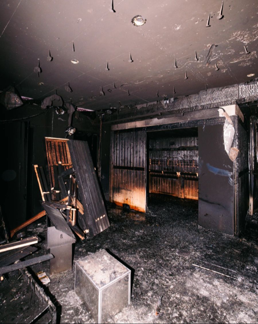 Mitarbeiter wurden zum Glück nicht verletzt.