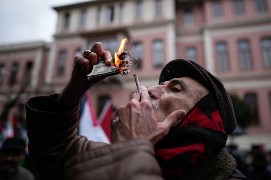 Betroffen sind insgesamt rund 30 Akteure. Die Namen sollen in Kürze im EU-Amtsblatt veröffentlicht werden. (Archivbild)