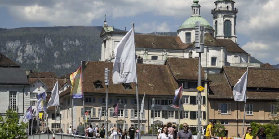 Der Solothurner Gemeinderat hat ein Massnahmenpaket zur Verbesserung der Sicherheit in der Stadt Solothurn verabschiedet. (Symbolbild)