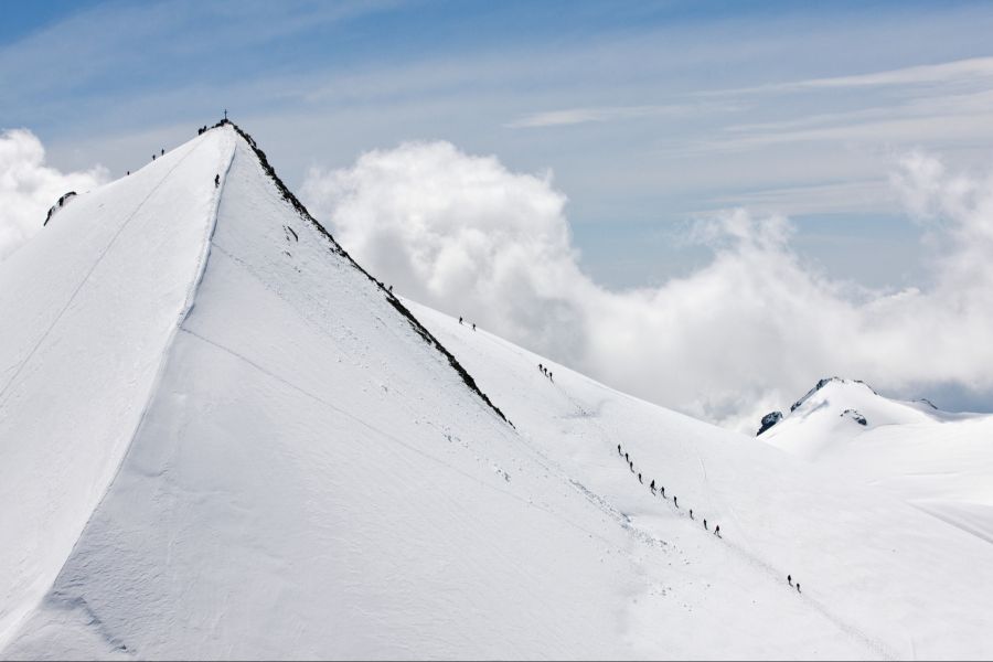 Der Gipfel des Allalinhorn befindet sich auf 4027 m ü. M. (Archivbild)