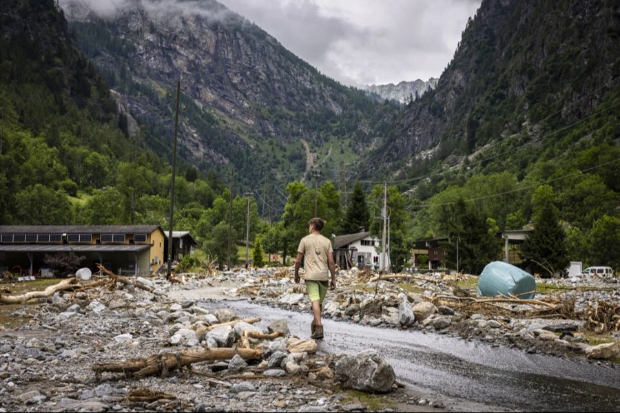 Laut einer freiwilligen Helferin sind sich die Menschen im Maggiatal viel gewohnt.