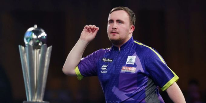 Darts-Wunderkind Luke Littler ist wieder single. Luke Littler