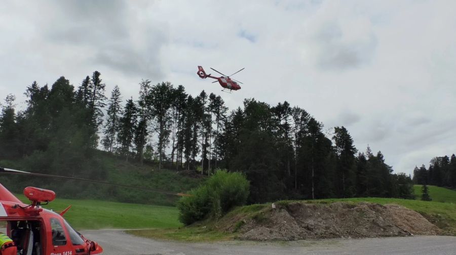 Vier Personen wurden verletzt, zwei davon schwer.