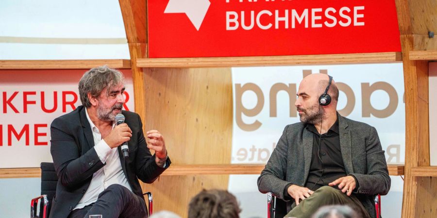 Deniz Yücel und Roberto Saviano sprachen über «Schreiben in illiberalen Zeiten».