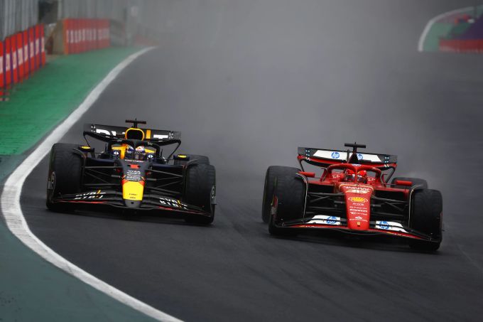 Mit seiner Mega-Show in Brasilien legte Max Verstappen schon eine Hand an den WM-Pokal. Max Verstappen Brasilien