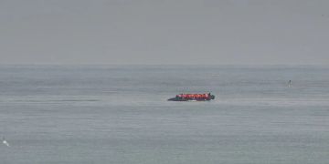 boot mit flüchtlingen ärmelkanal tote