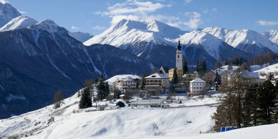 Therme Scuol Winter