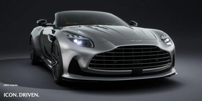 Eine Symphonie der eleganter Linienführung: Erleben Sie den DB12 Volante. AM DB 12 Volante
