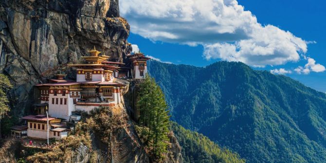 Bhutan Kloster Bergkette Himalaya
