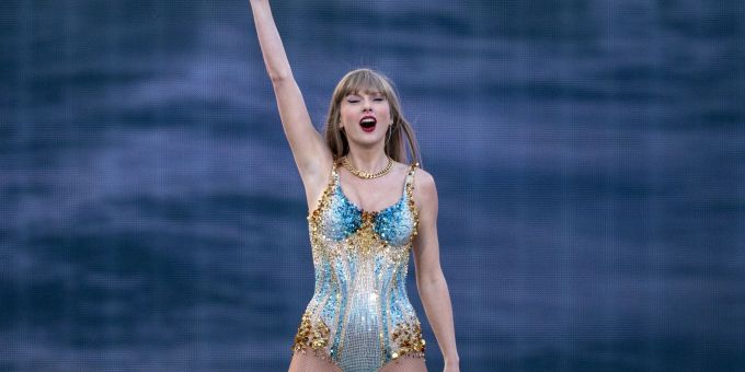Taylor Swift arbeitet öfter mit anderen Musikerinnen und Musikern zusammen. Jetzt kam es zu einem Zwischenfall. Taylor Swift arbeitet öfter mit anderen Musikerinnen und Musikern zusammen. Jetzt kam es zu einem Zwischenfall.