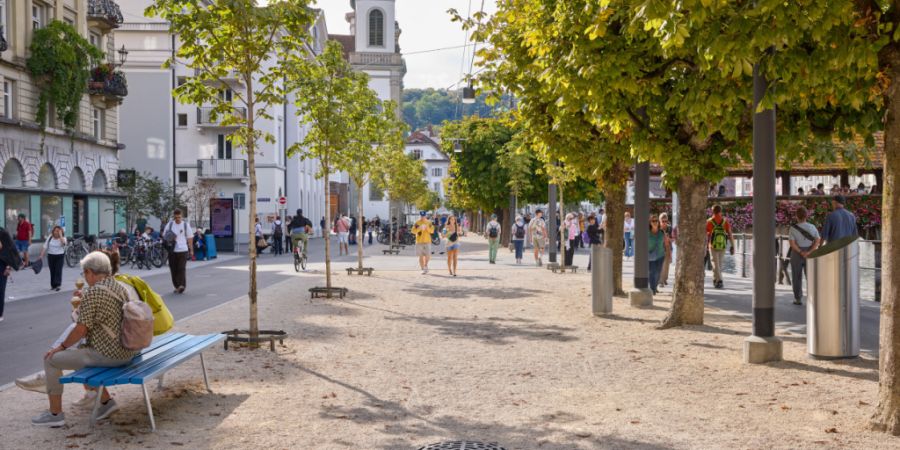 Die neu gestaltete Bahnhofstrasse in der Stadt Luzern wurde im Mai eröffnet.