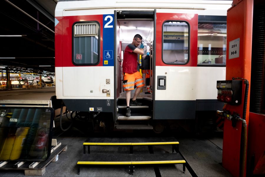 Dass er dann aufflog, lag an einer zerbrochenen Männerfreundschaft. Der Ex-SBB-Kadermann war mit dem späteren Whistleblower über zehn Jahre eng befreundet. (Symbolbild)