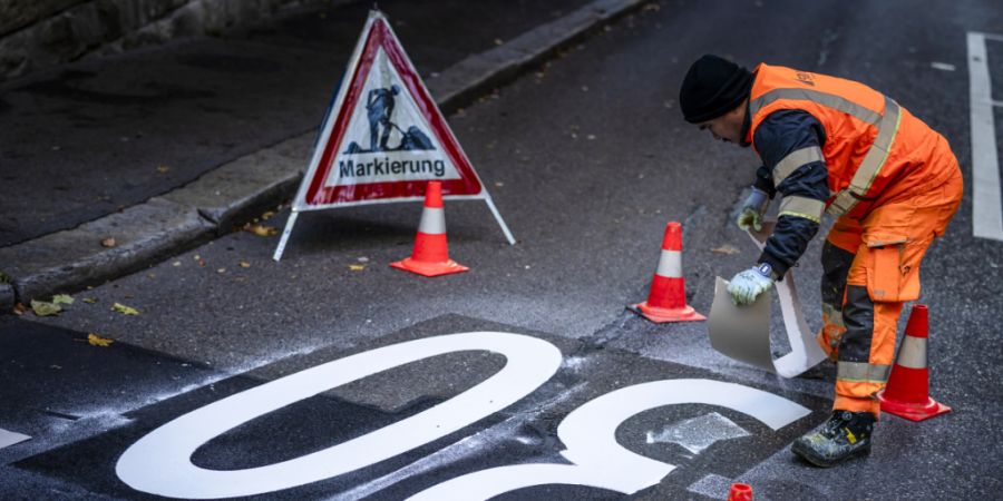 Auf der Luzernerstrasse in Kriens soll das Tempo auf 30 reduziert werden. (Symbolbild)