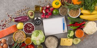 Speiseplan, Ernährung, Gemüse, Zettel und Stift