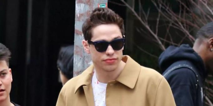 Pete Davidson fliegt nicht ins All. Pete Davidson