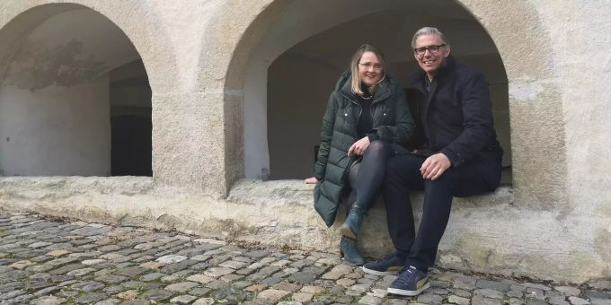 Aufgrund der Coronavirus-Lage haben Christine Ziegler und René Marty einen schweren Start in ihre zweite Schloss-Saison. Christine Ziegler und René Marty