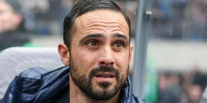 Hatte nur eine kurze Verweildauer als Hertha-Coach: Alexander Nouri. Foto: Andreas Gora/dpa Hatte nur eine kurze Verweildauer als Hertha-Coach: Alexander Nouri. Foto: Andreas Gora/dpa
