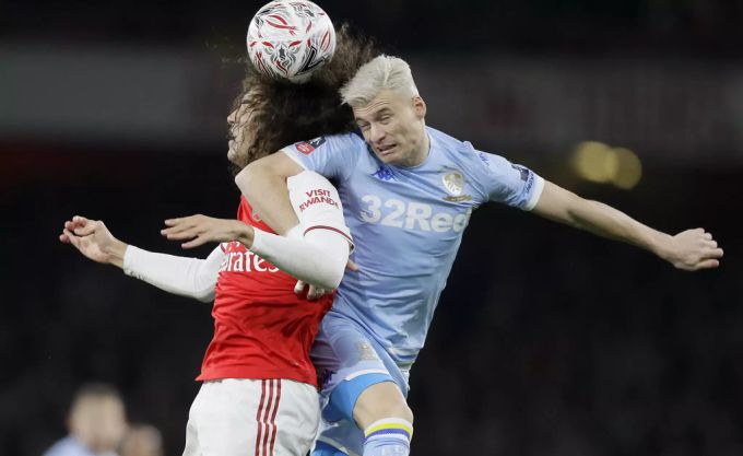 leeds united alioski