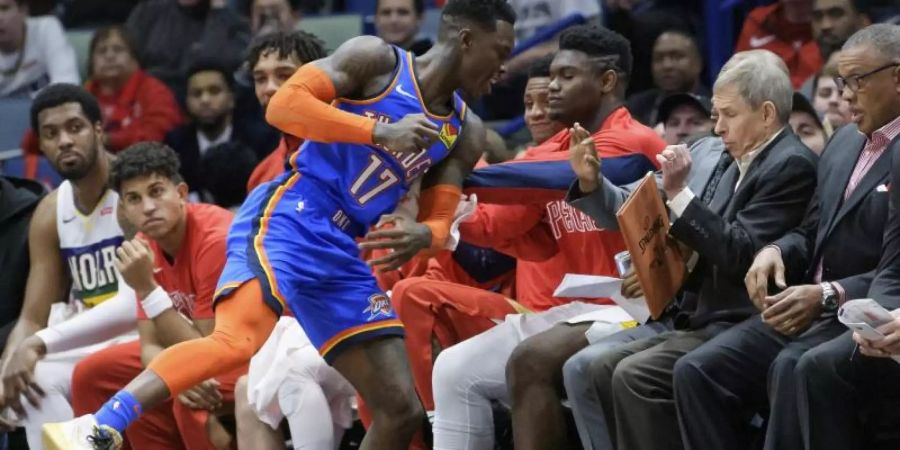 Dennis Schröder erzielte 22 Punkte für die Oklahoma City Thunder. Foto: Matthew Hinton/AP/dpa