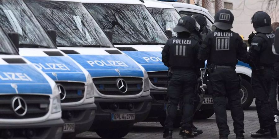 Razzia wegen Terrorverdachts in Augsburg. (Symbolbild)